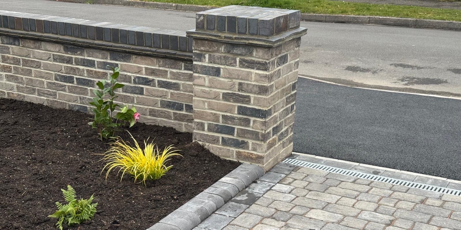 Walls and fencing