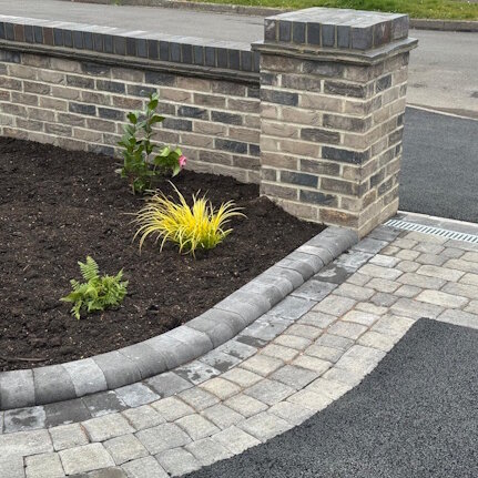 Garden wall